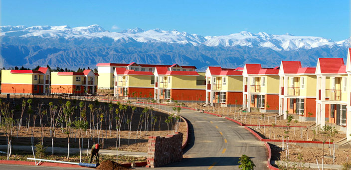 �������D(zhu��n)�ġ��R�^�����M(j��n)ѩɽ�_�µĽ^���l(xi��ng)�塪��������