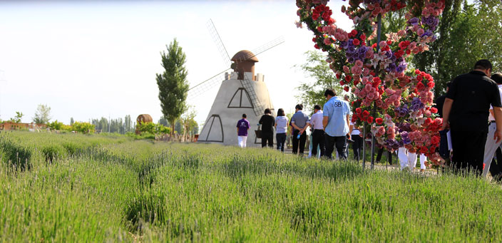 �������D(zhu��n)�ġ��R�^�����M(j��n)�Ї������_��˹