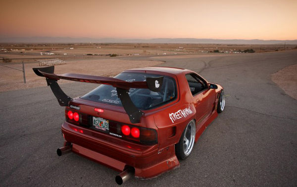 ���Ľ��^Ư�����R���_(d��)RX-7 Ŀ��(bi��o)700�R��!