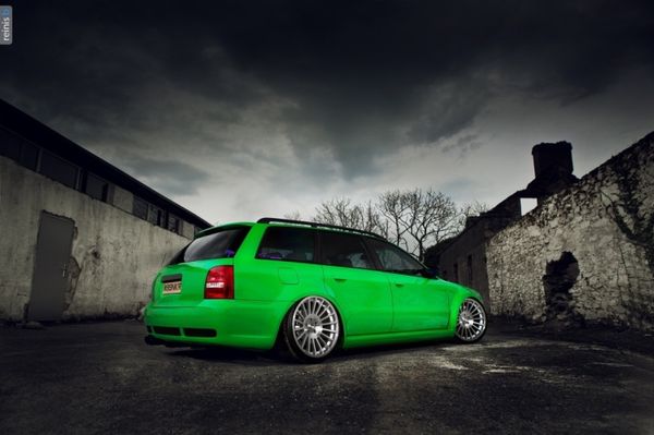 �W��RS4���b