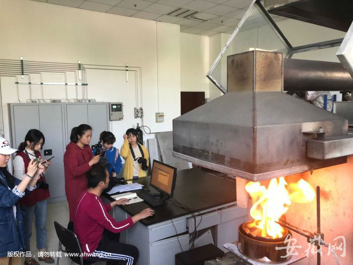 �����M(j��n)�е���֬ȼ�����Ԍ�(sh��)�(y��n)