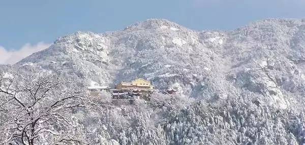 ���\�C����ӭ�����¡�������ʲô�ɫ����