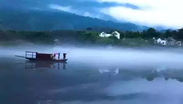 ���\�C����ӭ�����¡�������ʲô�ɫ�ģ�