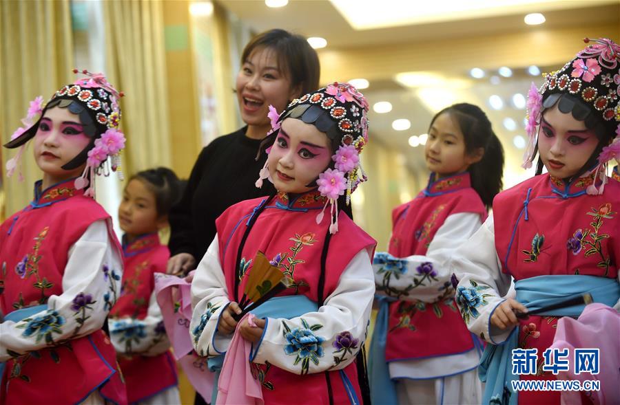 ���լ����������MУ�@ ��������߅