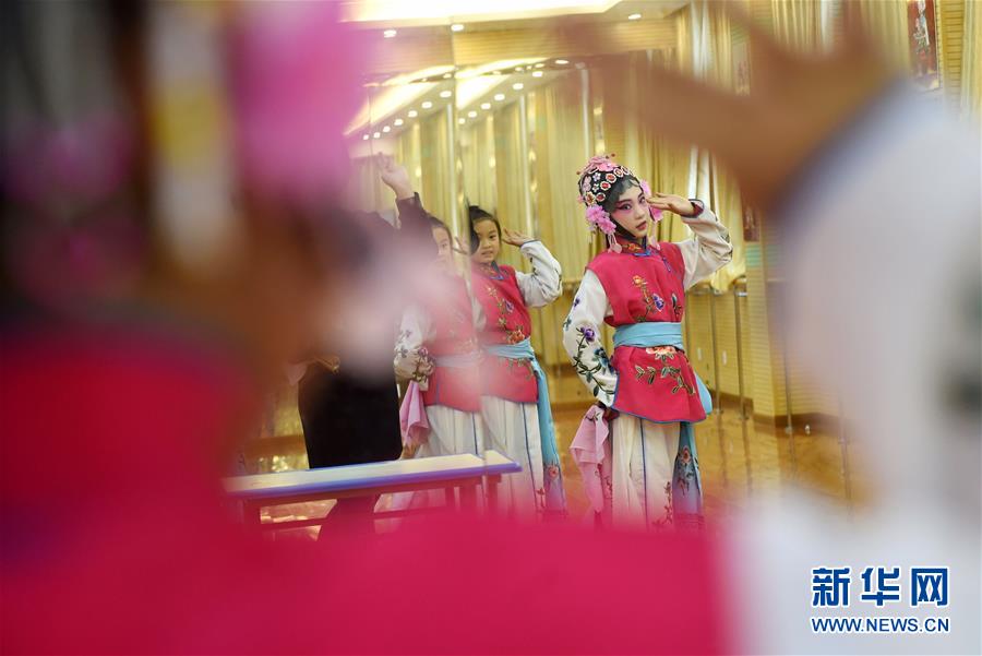 ���լ����������MУ�@ ��������߅