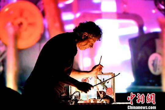 ���ڣ����������ˏU���Cе����������������������