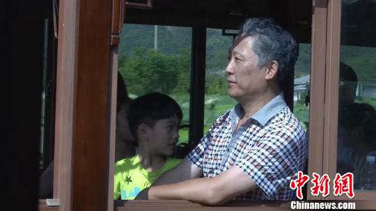 �D�鄡����Ƭ���ṩ