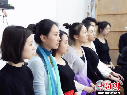 ��ýӰҕ��˔�(sh��)�����Ϻ�һ�W����ˇ��������