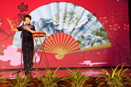 �����Ļ��������֮����퍽��L(f��ng)����(j��ng)����С�������Ŀ�ݳ��ڶ�վ�����