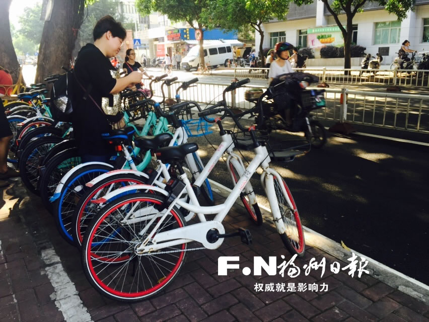 ���ݹ����܇�](m��i)�N��(bi��o)���S��·����һ����ͣ�^(q��)�Ѷ�