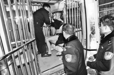 ����ه�����±��C ��ŭ��ɾ���զ�����T���M����