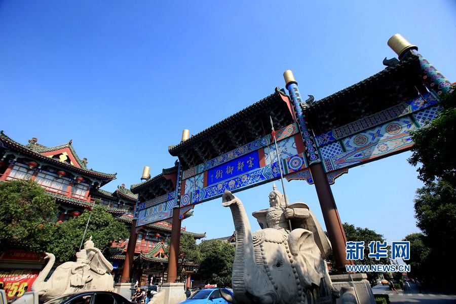 �_��:������ʾ�ɫ�� �·�Խǧ��ǰ