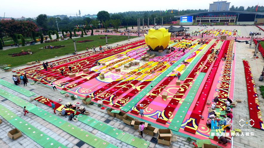 ����۳��:300�f(w��n)���r��������͡���̺��