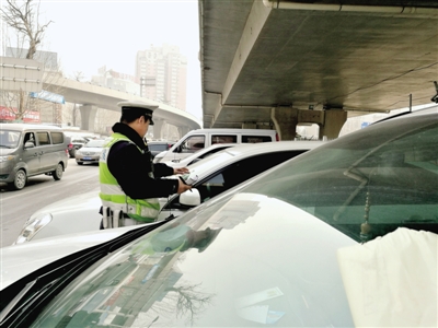 ���ݾ������κ��t(y��)���º�ͣ܇��(ch��ng) �����v܇���N�l