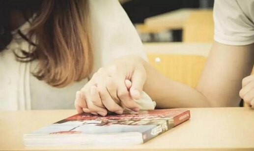 ��ô���ڴ�W(xu��)��Մһ���Z�Z���ҵđِ�