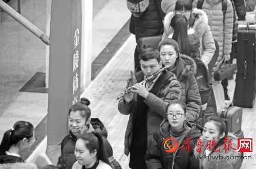 16�����ڟ��_��W(xu��)��������꠵Ⱥ�ԇ������ӛ���w��ꖔz