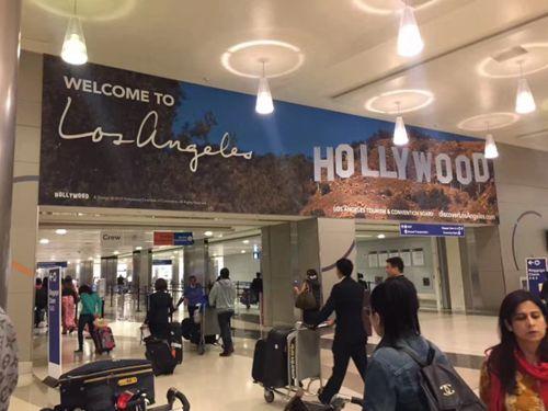 �Ї��S�W(w��ng)һ��25�q���Ĵ��ο���ǰ�뾳��ɼ�����H�C���r���P(gu��n)�MС�������ұ�ǲ�����Ї����Ɏ���ʾ���������H����Ո�ź�ͣ���r�g��Ҫ������������ܱ������M���������������������Ո�/�x���ṩ��