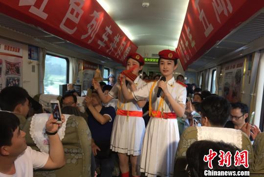 ������ɽֱ�_��܇���_��ʮ�������ӡ��tɫʥ�ء����ν�(j��ng)��