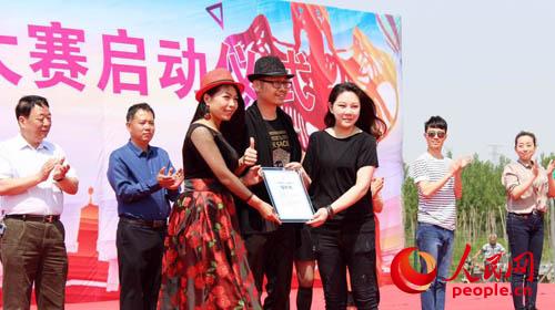 ��cС�����ȷ������΅f���������ӏV�������������ȷ����ݳ����