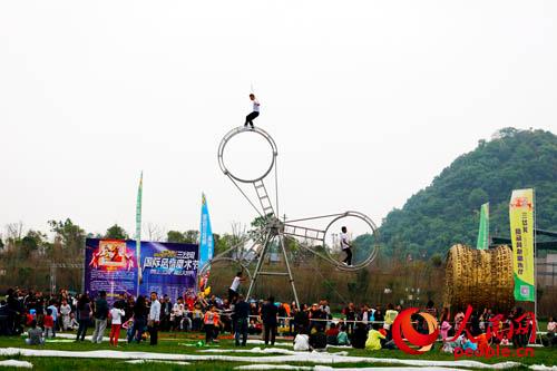 �F(xi��n)�������w݆����