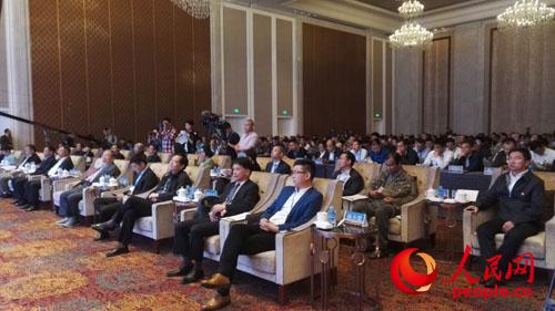 �c��(hu��)���e