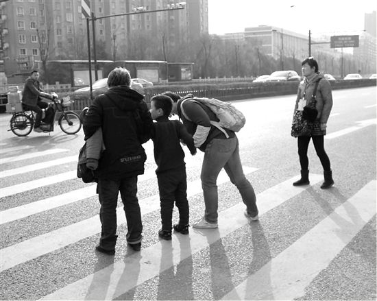 ���L(zh��ng)������݆��ֵ��վ����������^�R·��