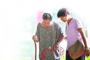 ��Ů���v�������yӢ���˳��T�߄�(d��ng)��