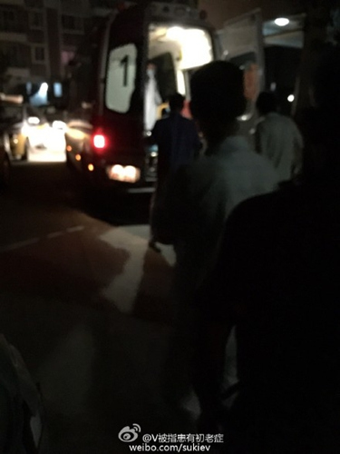 �����˰�ҹ���T(m��n)��һס��(h��)�Ǹߺ��������ˡ�