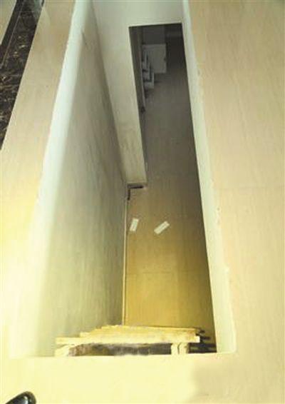 ���ϝh���M���@����������