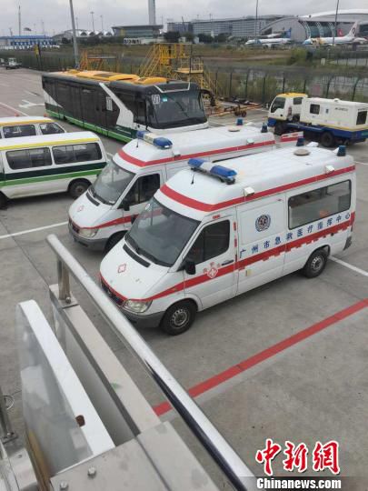 һ�˿͙C��ͻ�l(f��)������Ѫ �Ϻ�����o���併�V��