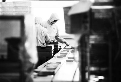 �����ˆT���ڷ��b���