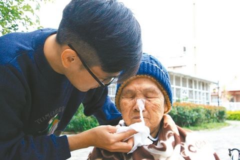 С�����ʧ������ӛ���̎�c(di��n)�ξW(w��ng)���ի@�f(w��n)���۽z