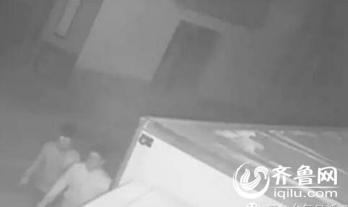 �����������������Լ���Ӱ����