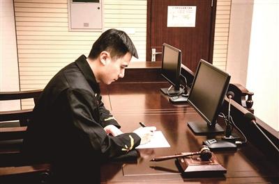 ���ٹ���15����н��ǧ ��ĸ�β�Ƿ30�f(w��n)�o(w��)���o