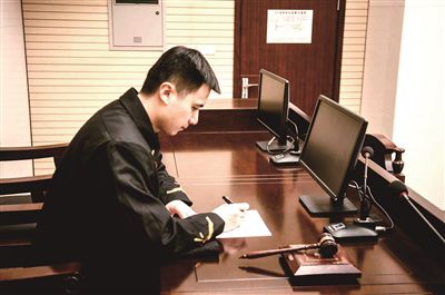 �����S�M�����룬Ҳ��Ҫ�֓��ǸеĬF(xi��n)��(sh��)��������������y�Խ�Q����ĺ��֮�n�����ٌ�(du��)���I(y��)�����غ͌�(du��)�����g�����������ܵ���(y��n)�ؿ��(y��n)�����@��ԭ���ʡ�߼�(j��)����Ժ���������o���е�һ�΃�(n��i)����2��24���������k�������һ���o���m(x��)����2001����2016����������15�������н�H4000��Ԫ�������x���oȥ�����Ժ�ķ���һ�����±��ع�������l(f��)���(hu��)�P(gu��n)ע�;W(w��ng)��ӑՓ��