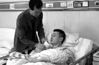 �A�̈�Ӎ��ӛ�� ��ºϣ��ɓ��˴������һ�����ó��˵�������һ���r��31�q�񾯷������Ȼ�_����ȥͽ�֊Z�²˵����ɹ�̎��һ��Σ�C�����Լ����ֱۅs���������o�}Ѫ�ܡ���(j��ng)�����������