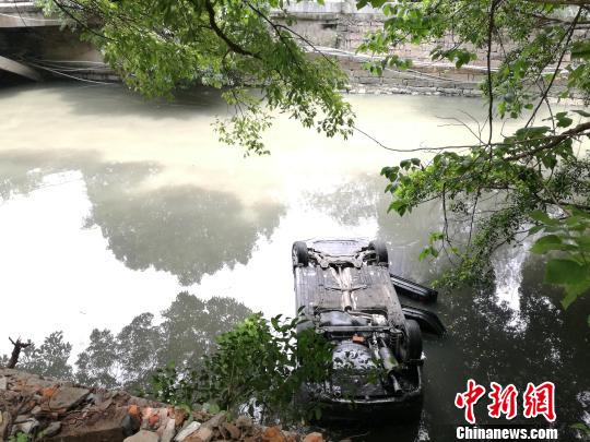 ����һŮ˾�C��܇ֱ�ӵ��M�ȺӺ����˺������T����ȳ�