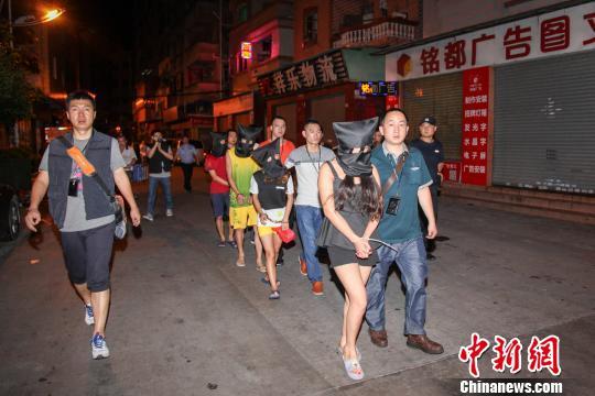 �V�|�����˵����������Nʽ���C�c �E���_1�|Ԫ