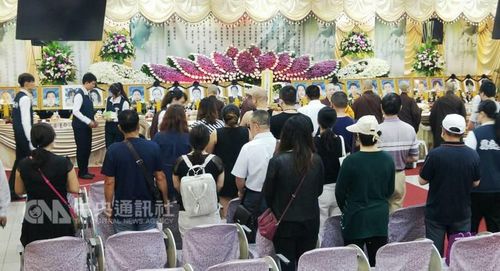 �|���^��F(tu��n)��y�ߡ��^�ߡ�����(hu��)��7��25�����ЉȚ��x�^��Դ�d�e������y�߼Ҍ��ɷ������I(l��ng)�b��(j��ng)�������߰��������� �_(t��i)���������硱ӛ��ʩ�ڕ��z