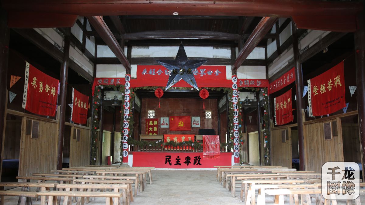 ���W(w��ng)�j(lu��)ý�w���D(zhu��n)�ġ���𡪡���ë��ϯ���ķQ�^���@����