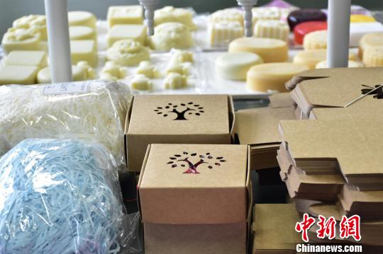 ��hһ��У�W�������ֹ������Mٛ�͎���