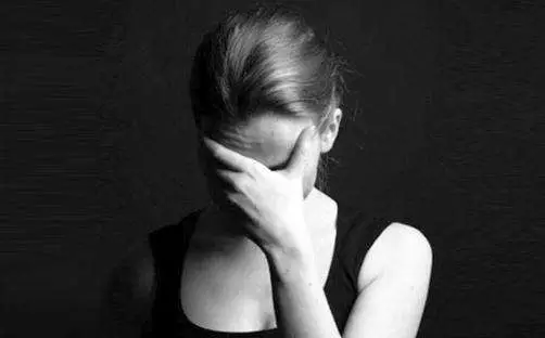 女子連吃四個月麻辣燙暴瘦40斤 醫(yī)生:再吃要人命