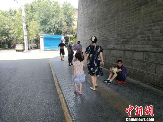 �D�����������ꎛ�̎�����������n �z