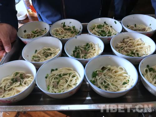 �D�����׿����ķ�ҵļӼ������zӰ����l(w��i)��(gu��)