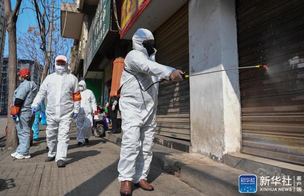 ���@ȫ�ٲ��ձ������Q��֮�غ�����(zh��n)���ߡ��M(j��n)�Еr