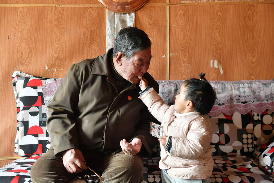 ���y�������������ط����r(n��ng)ūӰ��n�������ʗ���