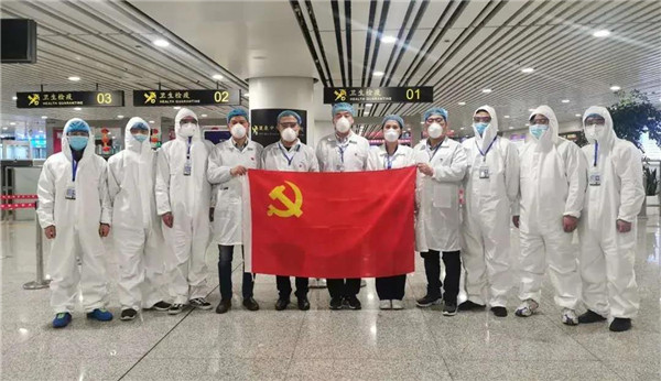 �����޸ģ���A  �Ӽ�����ߘs�u(y��)���������(y��ng)��(gu��)�H�C(j��)��(ch��ng)�¹ڷ�������(li��n)�Ϸ���ָ�]���@��(gu��)�ұ���