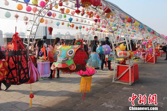 �D��С�W(xu��)���������Đ�(��i)�Ĺ��滨������÷�O�{ �z