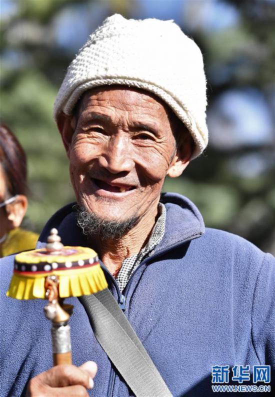 (新華視界)(3)春日拉薩